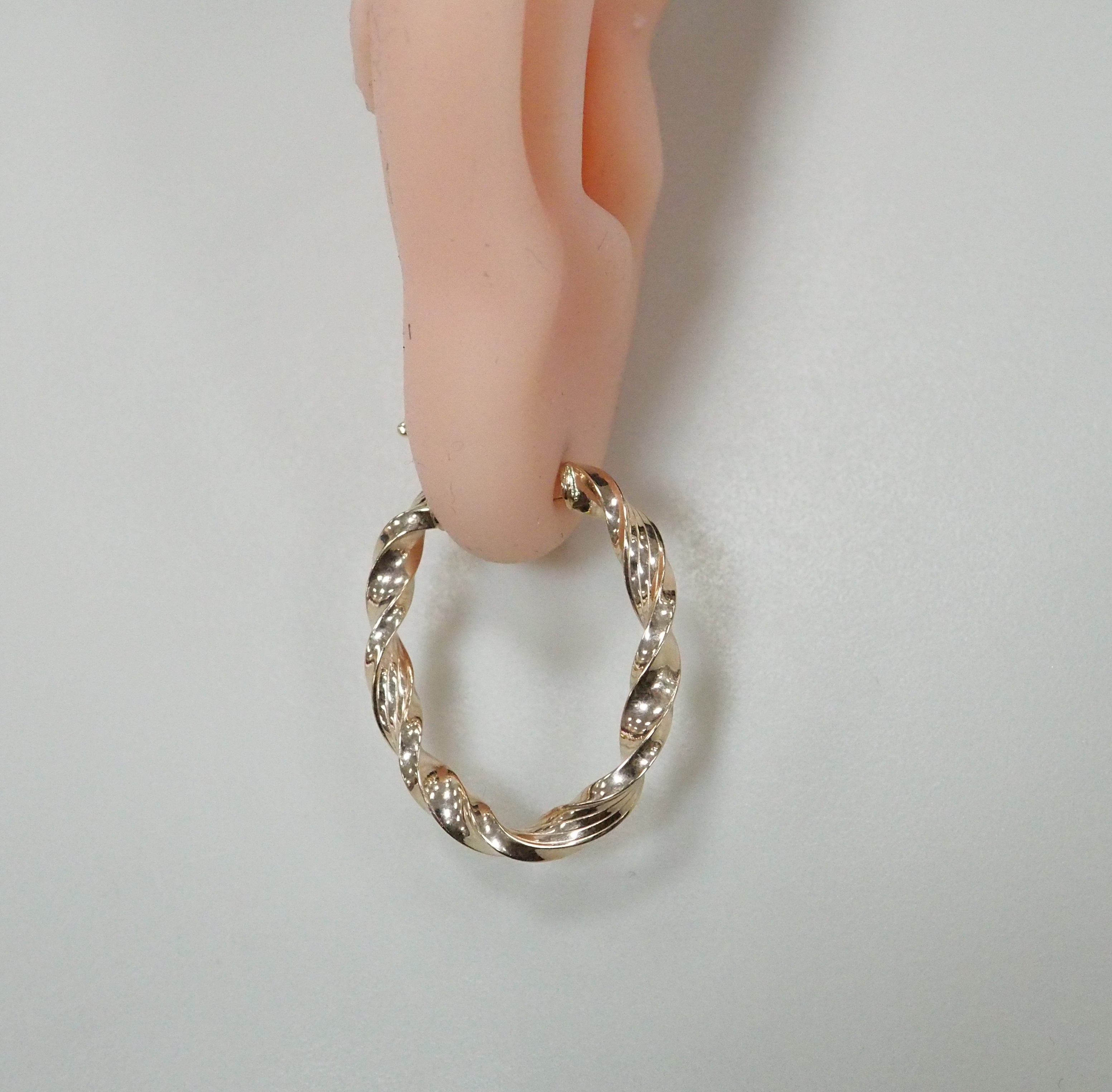 Серьги-конго из золота